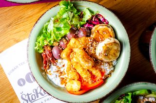 Crispy bite poke bowl
