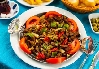 Свински сач на косачите (780г)
