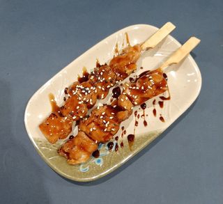 Yakitori Pollo (2 Piezas)