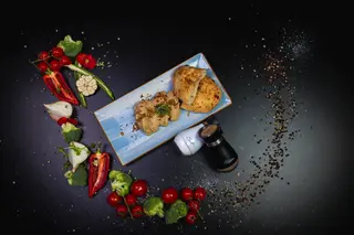 Humus de casă cu pită