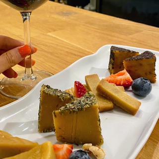 Tabla de quesos veganos bio