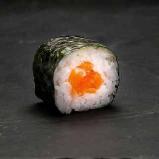 Makis De Salmón (6 Uds.)