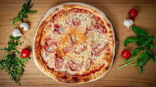 Pizza Vesuvio Cotto 32cm