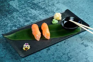 Sake Nigiri