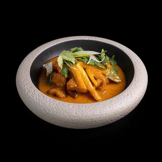 Bocaditos de bacalao con curry massaman