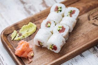 Tuna roll