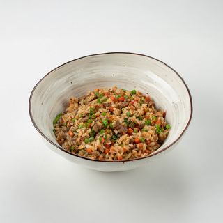 Рис  с говядиной в японском стиле