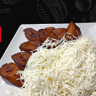 Plátano Maduro Frito Con Queso