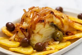 Bacalhau À Narcisa p/2 pessoas 