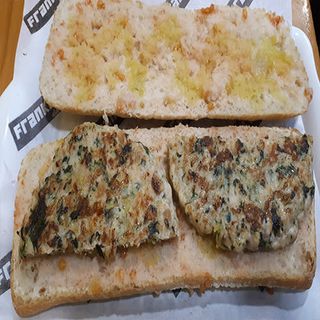 HAMBURGUESA DE POLLO Y ESPINACAS