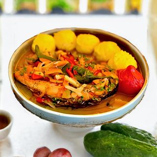 Saramura de crap cu mamaliga