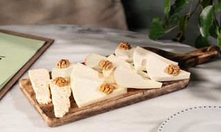 ქართული ყველის დაფა 550გრ