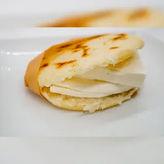 Arepa De Queso Blanco