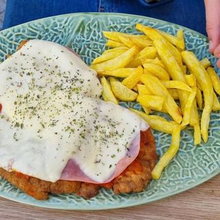 Milanesa Napolitana