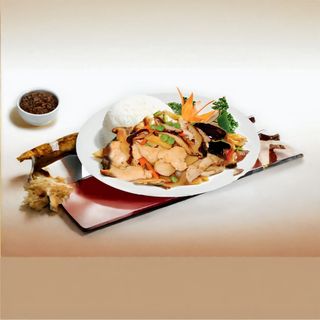 Vită cu bambus și orez