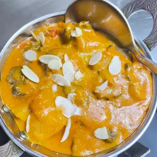 89. Champiñones con patatas