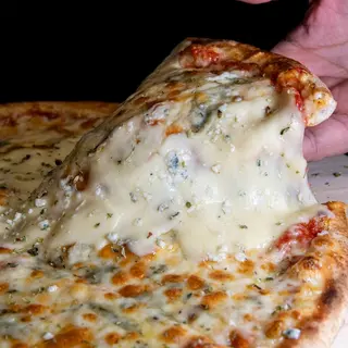 G Pizza 3 Quesos