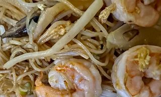 M8 - Massa de Arroz com Gambas