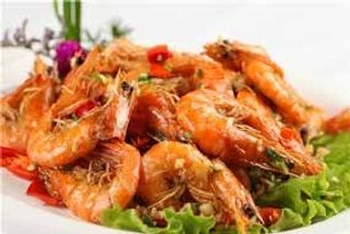 142. Gamberetti con sale e pepe