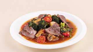Теплый салат Дамди с телятиной (400 гр.)