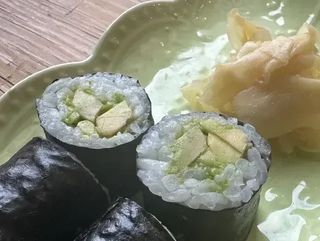 МАКІ З АВОКАДО (120/15g)