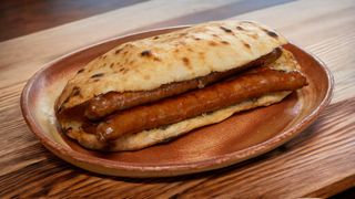 Roštiljska ljuta kobasica 200g