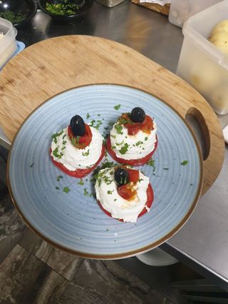 Тиро салата (350гр)