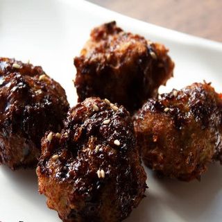 24. Albóndigas de Pollo Japonesa Frito (6 uds.)
