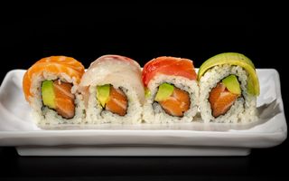 110 Uramaki rainbow - 8 pezzi