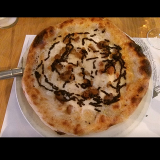 Pizza Tartufella (Vegetariano)
