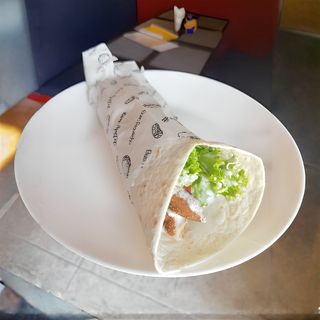 Tortilja piletina roll