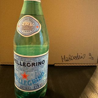 Agua Con Gas San Pellegrino
