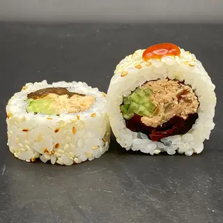 Uramaki z Pieczonym Łososiem 