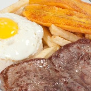 Bistec A Lo Pobre