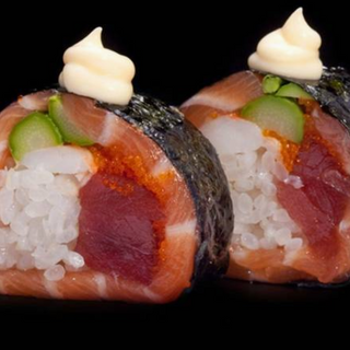 Uramaki Zuma (6 piezas)