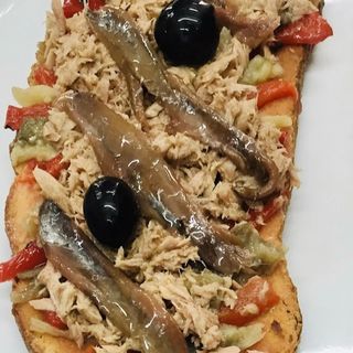 Torrada Jamón Ibérico Y Queso Oveja Curado