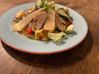 Салат Цезарь з Куркою Сувід (300г)