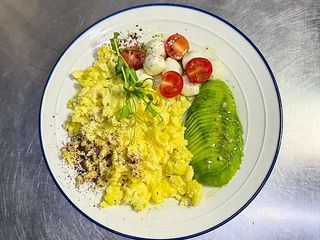 Сніданок у Shiko 1