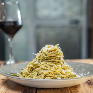 Pasta with a variety of cheeses / Pasta con variedad de quesos