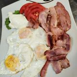 Jaja sa slaninom 350 gr