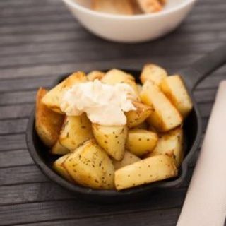 Patatas Alioli