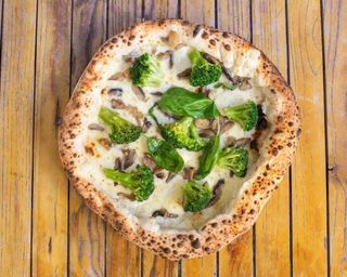 Pizza broccolata