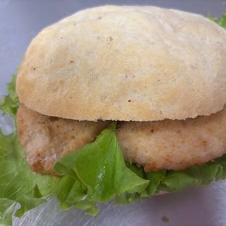 Bocadillo De Pechuga de pollo con Ali-oli