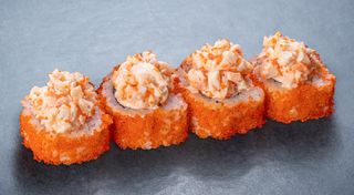 Роял-рол спайсі креветка 1/2