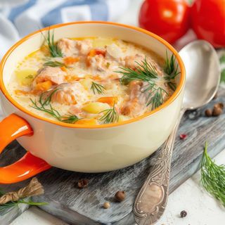 Sopa de pescado CON SALMON 400gr. УХА