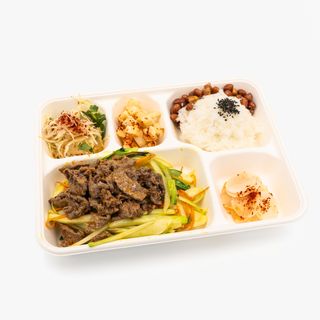 Thịt bò xào bok choy