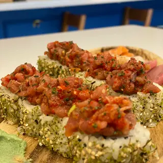 Uramaki del Chef Especial Joak Picante (8 unidades)