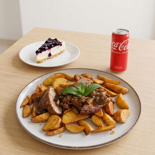 Gipsy svinjetina + cheesecake + Coca Cola 0.33l