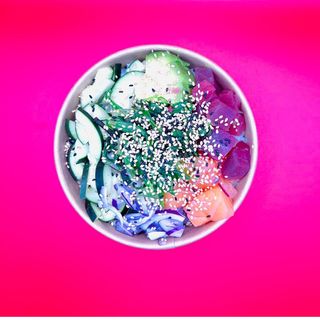 Poke de Salmão + Cola