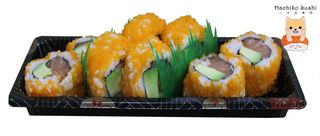 California de Salmón con Masago (8 pzas.)